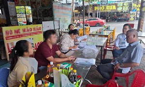 Xử phạt nhiều cơ sở kinh doanh ăn uống vi phạm an toàn thực phẩm