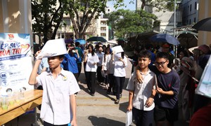 Miền Bắc tiếp tục duy trì nắng nóng 35 độ như mùa hè