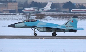 Tiêm kích MiG-35 Nga lộ diện trong nhiệm vụ ngăn chặn tấn UAV tầm xa của Ukraine