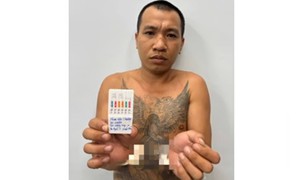 Sáng 24/10: Đâm chết người sau cuộc ẩu đả trong lúc nhậu, 'kẻ thủ ác' sa lưới sau 7 năm lẩn trốn