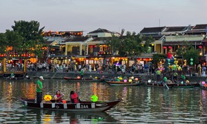 Làm thế nào để giữ hồn phố cổ Hội An?