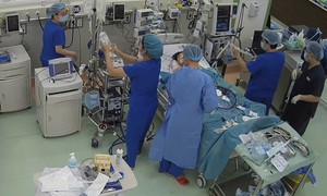 Bé 7 tuổi nguy kịch, phù phổi cấp, viêm cơ tim tối cấp vì cúm A