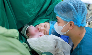 Đề xuất hỗ trợ 4 triệu đồng cho phụ nữ sinh đủ hai con trước 35 tuổi