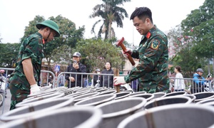 Cận cảnh các trận địa pháo hoa ở Hà Nội trước thời khắc đón Giao thừa