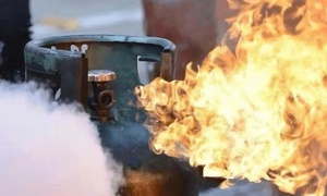 Cha tử vong, con bị thương nghi do nổ bình gas
