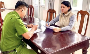 Chuyển nhầm 450 triệu đồng, người phụ nữ được công an hỗ trợ lấy lại tiền