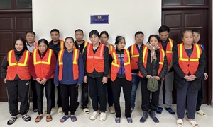 Triệt xóa sới bạc 'di động' trên sông Hồng, bắt 14 đối tượng