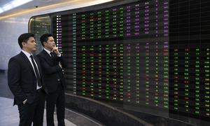 Chứng khoán khai xuân rực rỡ phiên ngày 23/2