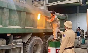 Phạt hơn 60 triệu đồng vì cơi nới thùng xe tải