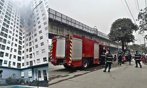 Cháy tầng cao chung cư Ecohome 2, cư dân tháo chạy bằng thang bộ