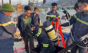 3 người tử vong dưới hầm tàu neo ở cảng Cà Ná