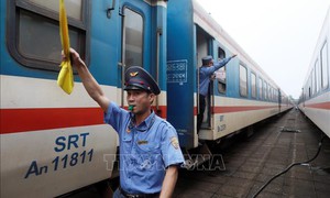 Ngành đường sắt điều chỉnh giá vé, giá cước theo giá xăng dầu