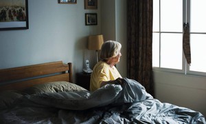 Báo động tình trạng cô đơn ở người cao tuổi giữa nhịp sống đô thị