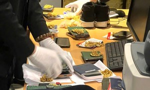 Phát hiện gần 7kg vàng vận chuyển trái phép từ nước ngoài qua sân bay Cát Bi