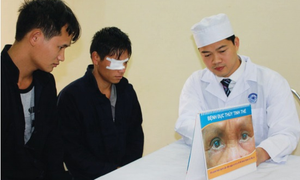 Cuộc thi Sự hy sinh thầm lặng và hành trình tìm chân dung thầy thuốc của một nữ nhà báo