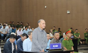 Cựu Thứ trưởng Hoàng Văn Thắng bị đề nghị mức án 4-5 năm tù