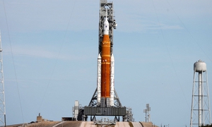 Cách theo dõi trực tiếp khoảnh khắc các nhà du hành trên Artemis II hạ cánh xuống Trái Đất