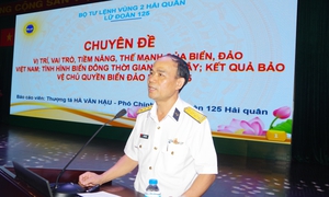 Tuyên truyền về biển, đảo cho nhiều cán bộ, người dân và học sinh ở TPHCM