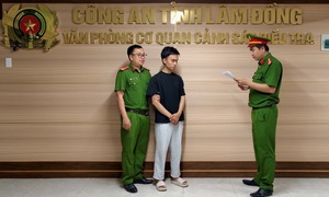 Bắt khẩn cấp nhân viên ngân hàng lừa đảo, chiếm đoạt 1,7 tỷ đồng qua ứng dụng vay trực tuyến