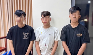 Nhóm thiếu niên 10X manh động dùng dao chém người, cướp tài sản ở An Giang