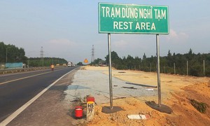 Tiến độ nhiều trạm dừng nghỉ cao tốc 'rất chậm', nhà đầu tư nào bị điểm tên?