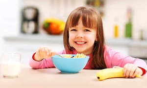 Vai trò của bữa sáng đối với lứa tuổi học sinh