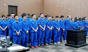 Cựu Phó chủ tịch phường 'bay lắc' xuyên đêm trong nhà nghỉ với nhân viên nữ bị đề nghị 6,5 năm tù