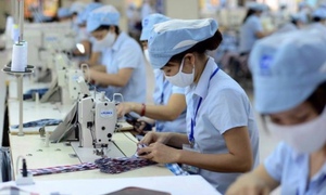 Đi làm dịp 30/4 - 1/5, người lao động có thể nhận lương gấp gần 5 lần