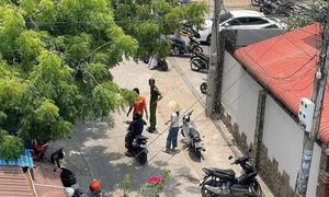 Vụ nam sinh lớp 9 tử vong: Trấn an tâm lý học sinh, thăm hỏi gia đình nạn nhân