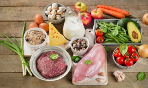 Chế độ dinh dưỡng giúp giảm căng thẳng trong mùa thi