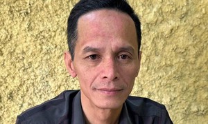 Mua điện thoại giá cao vì được hứa trả hoa hồng xem quảng cáo