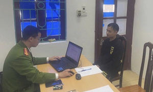 Phát hiện người đàn ông đánh bạc trên điện thoại, 18 ngày 'nướng' hơn 2 tỷ đồng