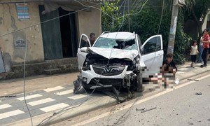 Ô tô tông xe máy, hai vợ chồng thương vong