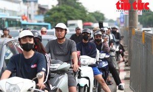 Hà Nội dự kiến các mức hỗ trợ người dân chuyển xe máy xăng sang xe điện