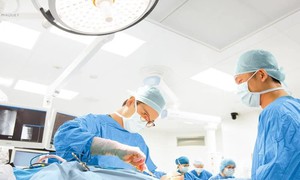 Xoắn tinh hoàn: Dấu hiệu nhận biết sớm và 'thời gian vàng' cần cấp cứu
