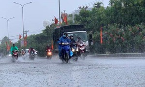 Miền Bắc đón mưa dông, nhiệt giảm mạnh