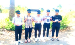 Khởi tố nhóm thiếu niên mang dao đi cướp tài sản