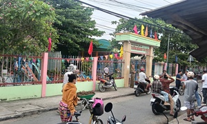 Bảo vệ trường mầm non tử vong trong sân trường, camera ghi lại diễn biến bất ngờ