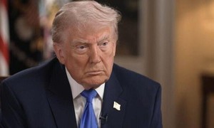 Nhà Trắng công bố báo cáo y tế, giải thích các vết bầm của Tổng thống Trump
