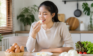 Lưu ý cho những người hay ăn trứng luộc hàng ngày