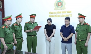 Khởi tố 2 đối tượng vì dàn xếp đấu giá 14 lô đất