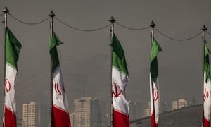 Mỹ và Iran nhất trí lộ trình hòa bình, báo hiệu việc mở lại eo biển Hormuz
