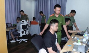 Nhóm người nước ngoài tạm trú bất hợp pháp, hoạt động trái phép trên không gian mạng