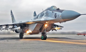 UAV Geran-4 Nga phá hủy MiG-29 Ukraine ngay trên đường băng