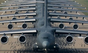 Màn trình diễn 'Voi đi bộ' của loạt máy bay vận tải Y-20B Trung Quốc
