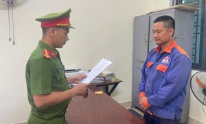 Sập cần bơm bê tông khiến công nhân tử vong, tài xế bị khởi tố