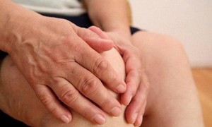 Suýt mất chân vì tắc động mạch cấp chi dưới, bác sĩ cảnh báo dấu hiệu không nên bỏ qua