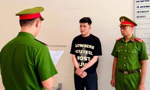 Bắt cựu nhân viên tiếp thị dùng chiêu bán bia giá rẻ để lừa đảo hàng trăm triệu đồng