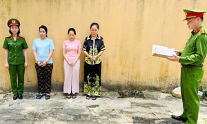 Đường dây buôn lậu 30.000 viên kim cương xuyên quốc gia: Khởi tố loạt chủ tiệm vàng lớn tại TP HCM
