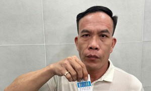 Khởi tố 2 đối tượng hành hung chủ nhà để đòi tiền đặt cọc